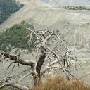 Ecosistema dañado por mina de asbesto a cielo abierto en Chipre.