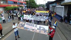 Paro minero en Valdivia Antioquia