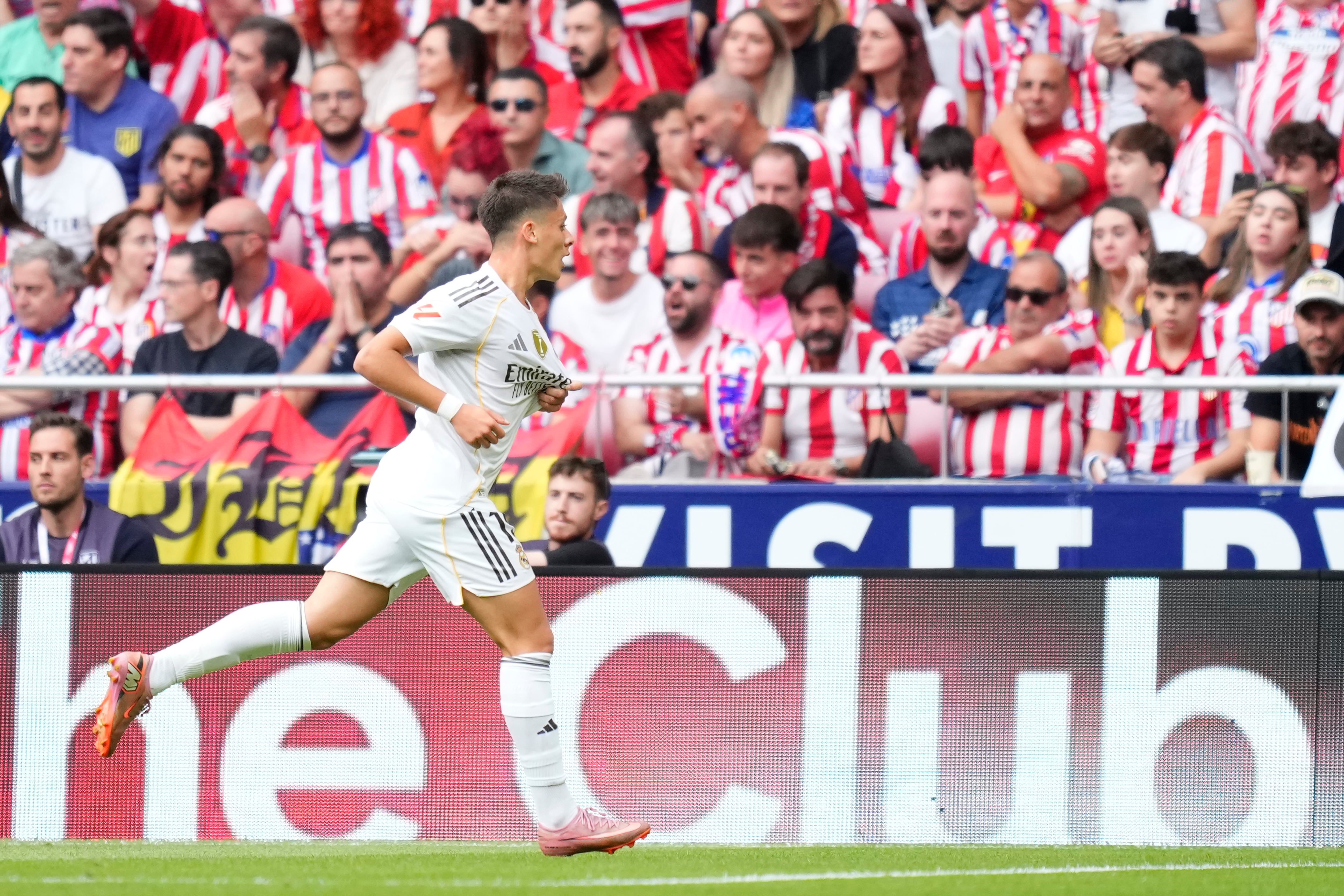 Arda Güler figuró con gol y asistencia ante Atlético Madrid