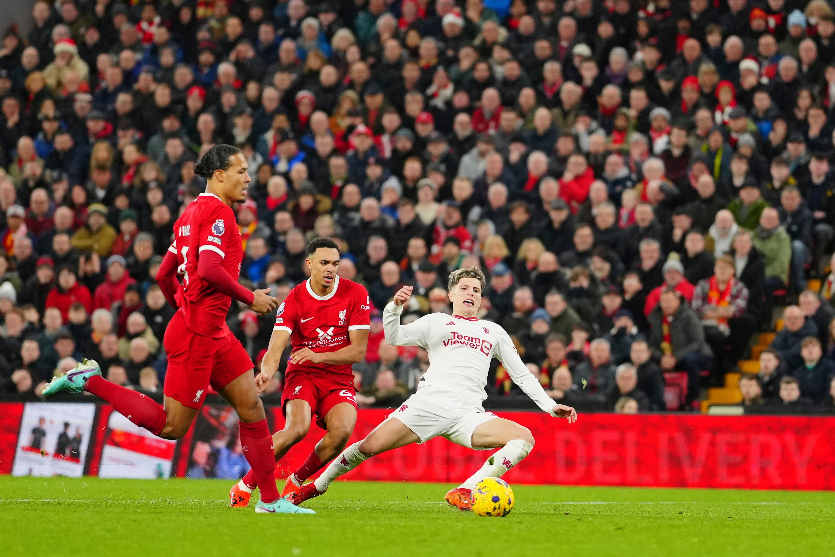 Liverpool vs Manchester United - jornada 17 - Premier League