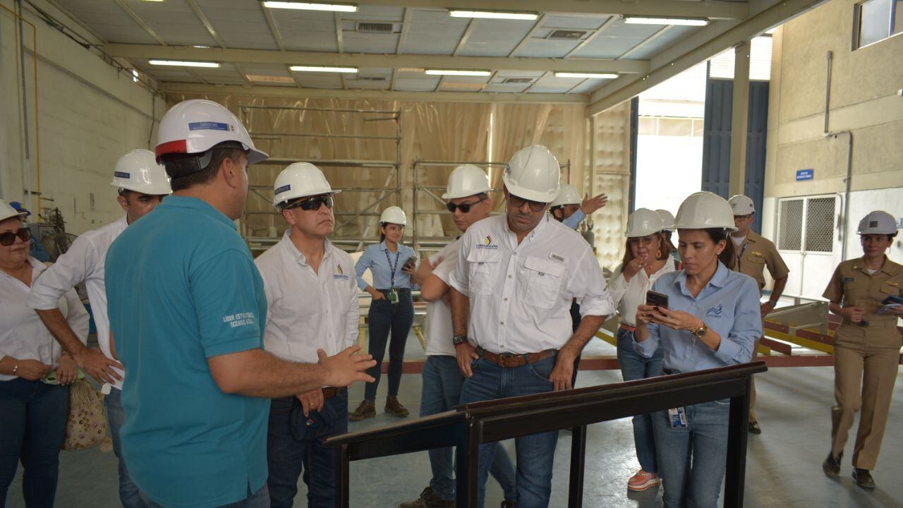 Fueron presentadas dos propuestas ya para la draga