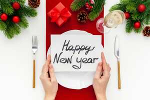 La decoración para la cena de Año Nuevo es determinante para atraer la abundancia.