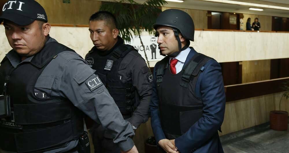 El exfuncionario judicial tendrá que responder por los delitos de concierto para delinquir, cohecho propio y tráfico de influencias de servidor público.