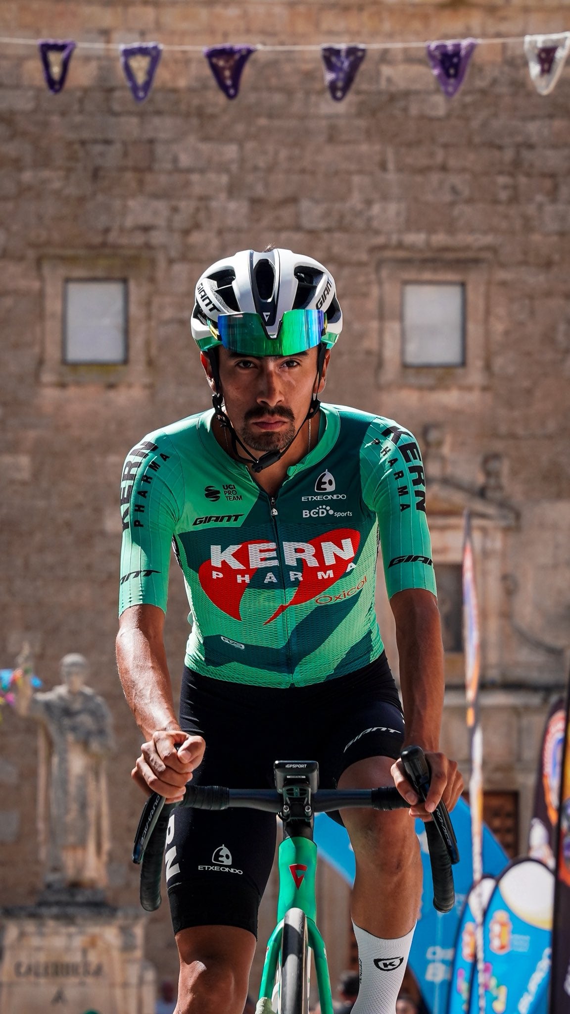 Iván Ramiro Sosa, ciclista colombiano del Kern Pharma.