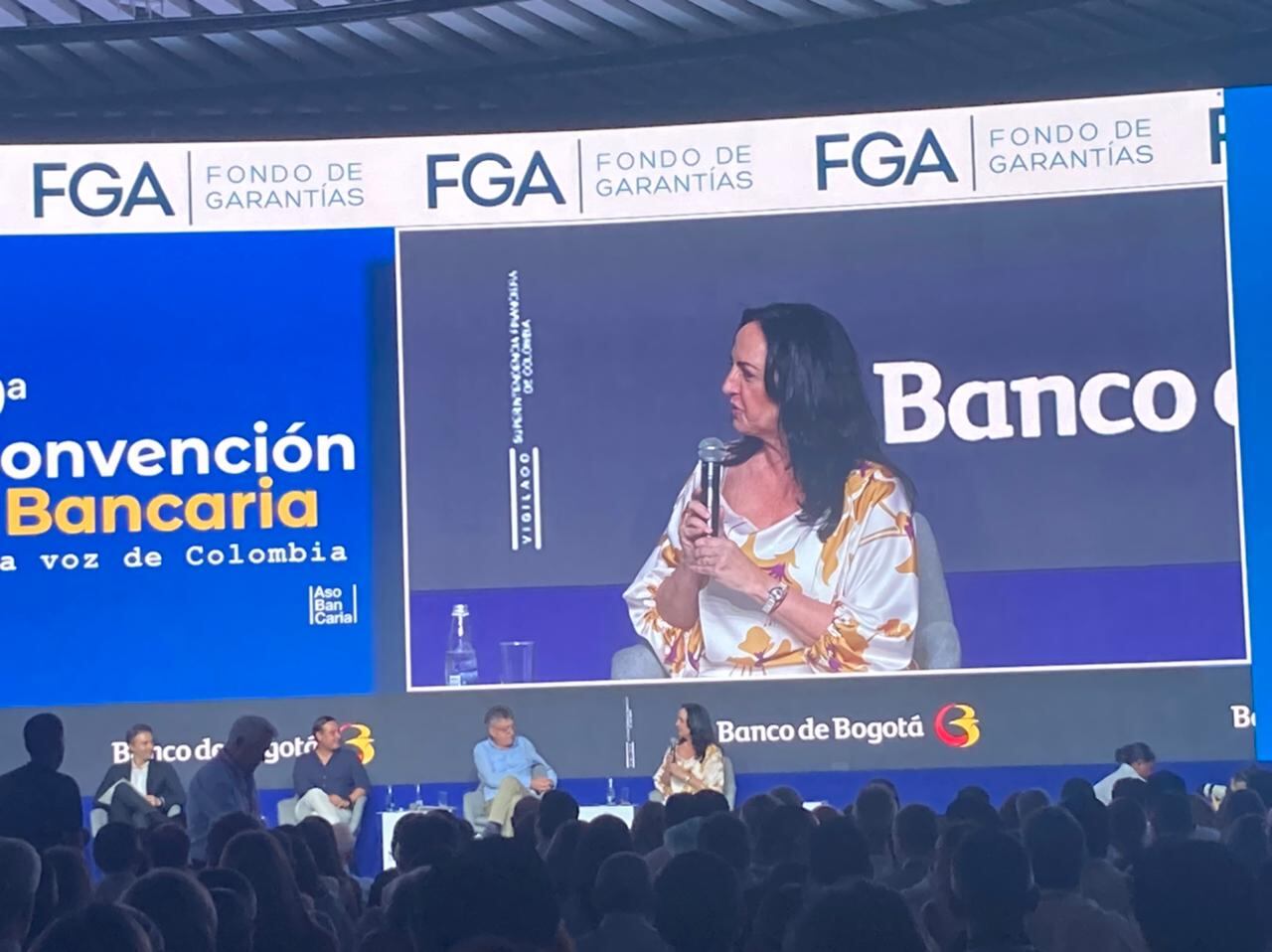 Debate de presidenciables en la Convención Bancaria