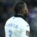 El defensor Maynor Figueroa suspira en medio del partido entre Honduras y Estados Unidos