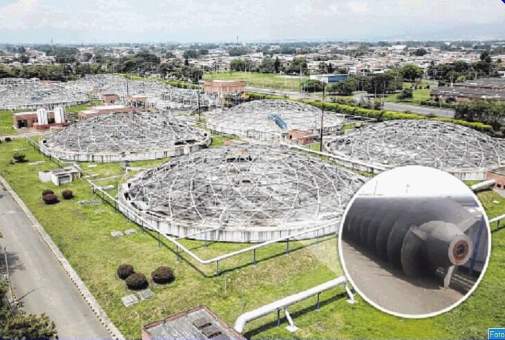 Según las autoridades ambientales, el río Cauca  recibe una gran carga de contaminación y el tramo más crítico del afluente está en Cali, entre la Ptar de Cañaveralejo y la zona industrial de Yumbo. En el destacado algunas de las piezas de la Ptar.