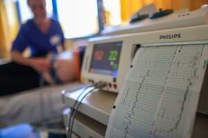 La mujer presentó dolores por 18 meses seguidos