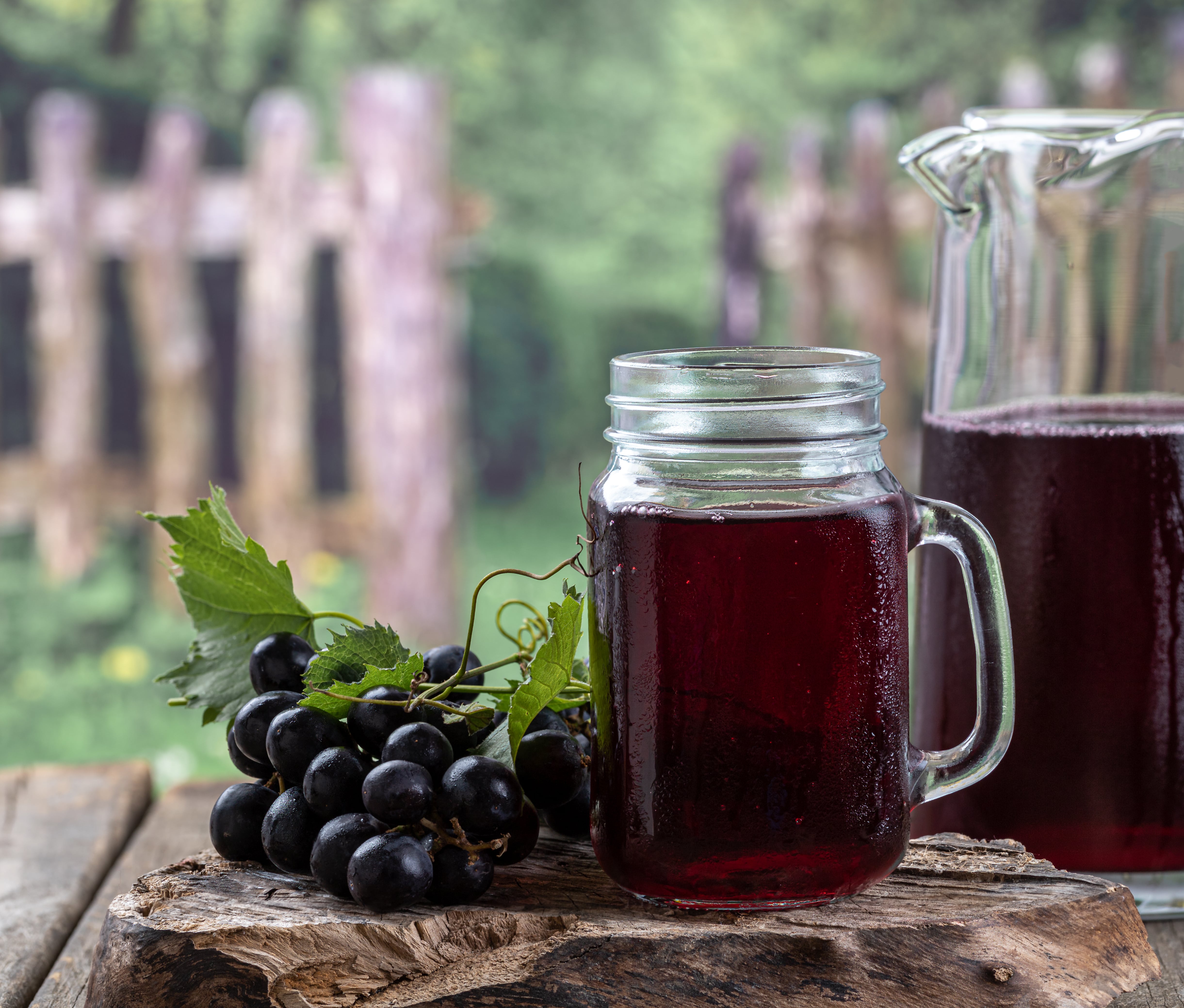 La uva es rica en vitaminas.