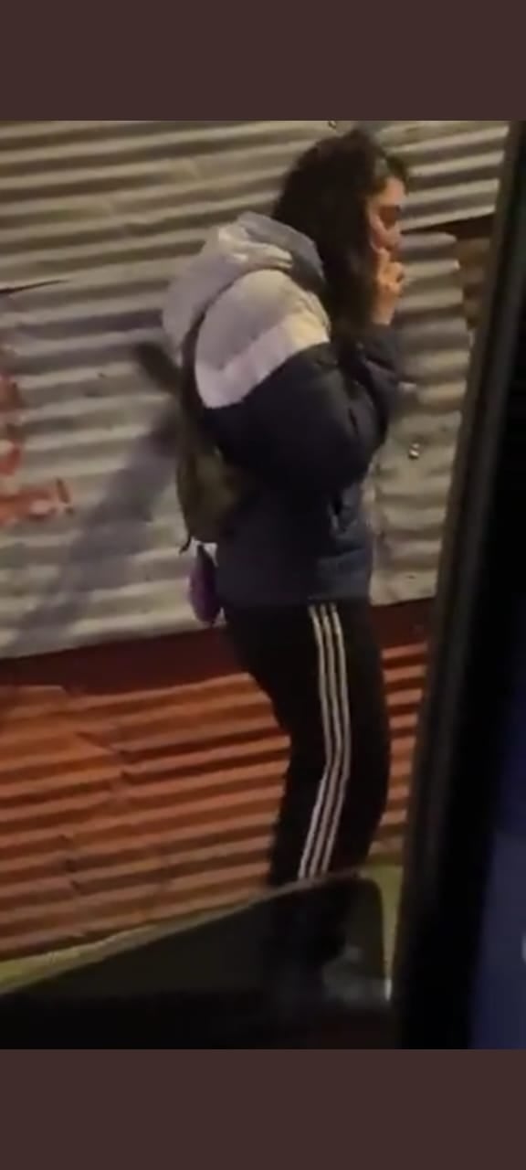 Video: apareció joven que se hizo viral por insultar a su pareja por teléfono: “Soy ñera y qué importa”
