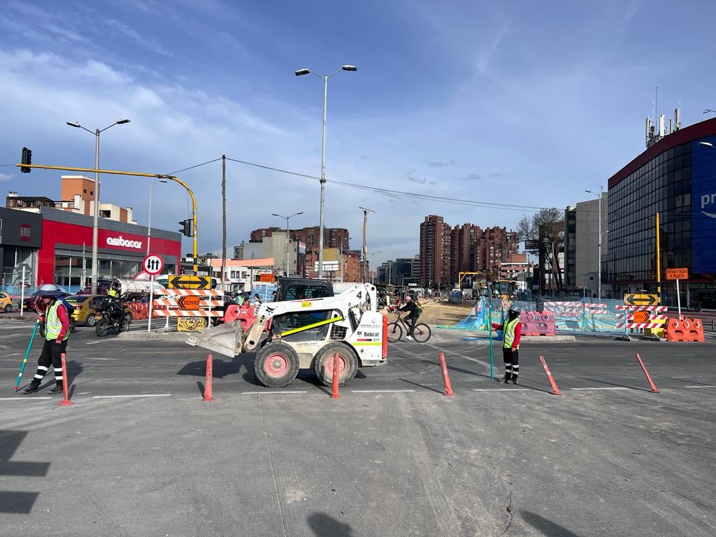 El cierre en la Avenida Suba con Calle 100 será para los carros particulares.