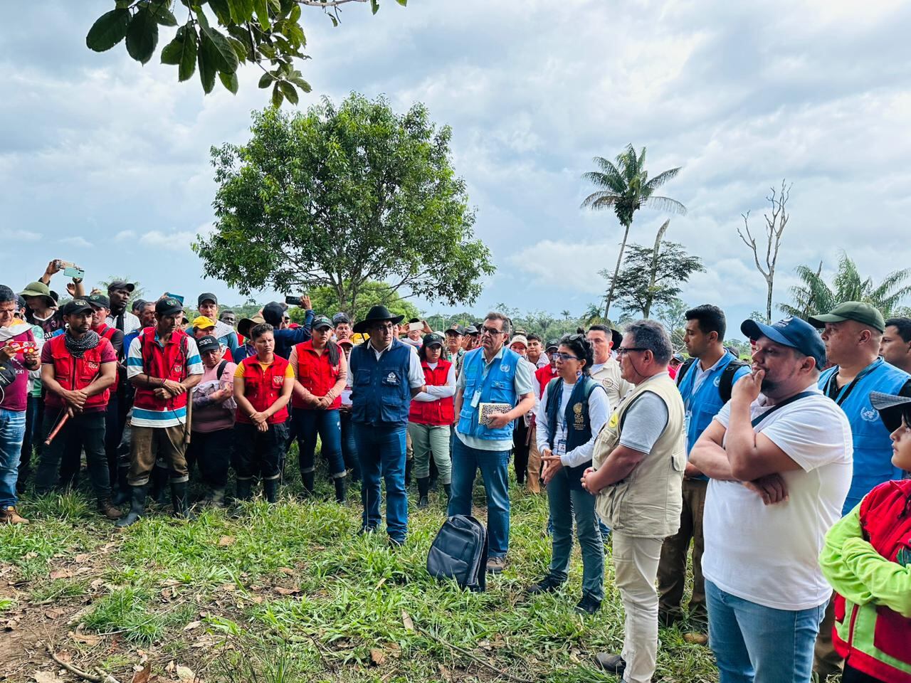 Acuerdos entre Fuerza Pública y comunidad permitió la liberación de los 18 militares en Guaviare; Defensoría será garante