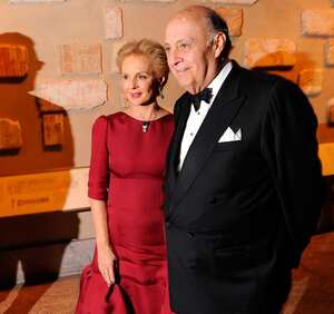 Murió el esposo de Carolina Herrera a los 91 años