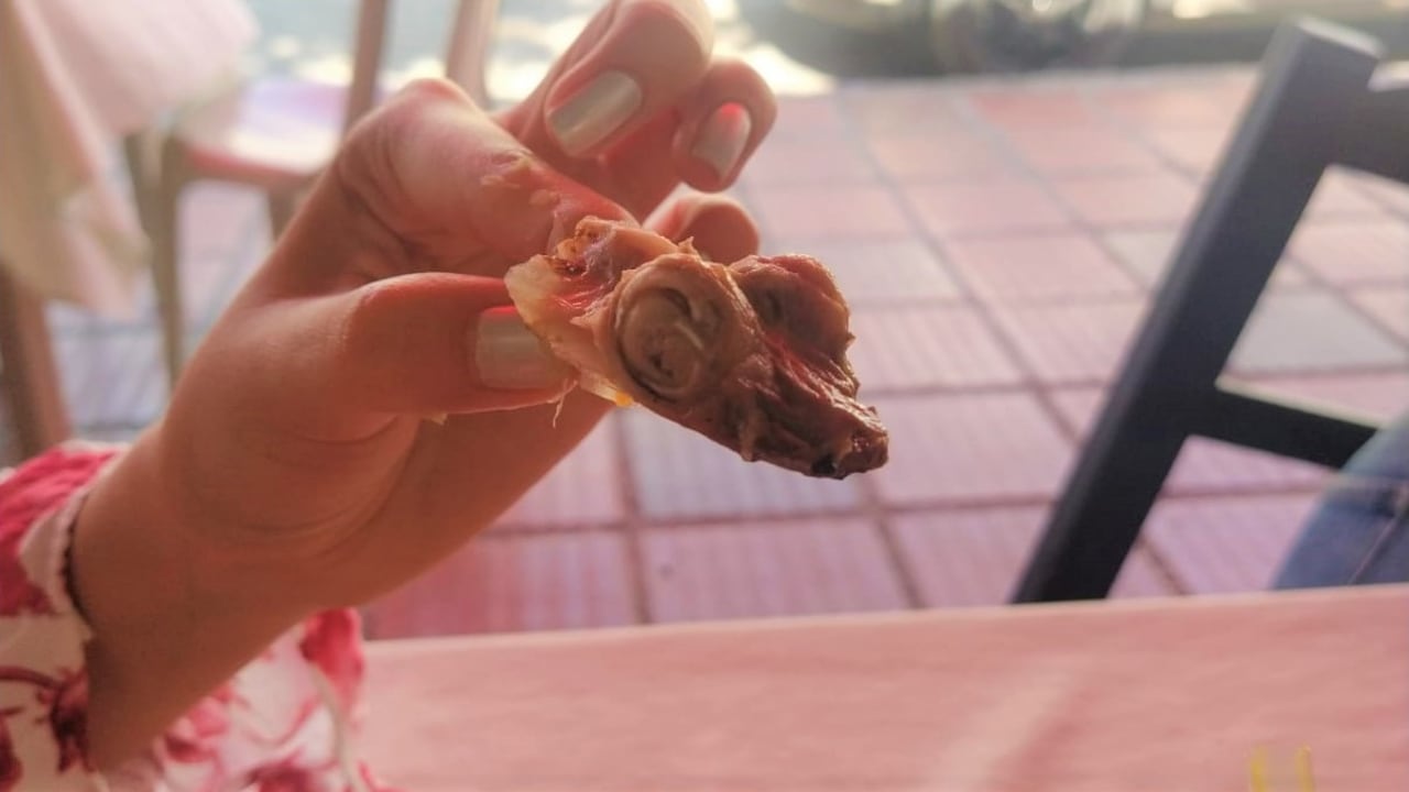 Cabeza de babilla en restaurante de Cartagena