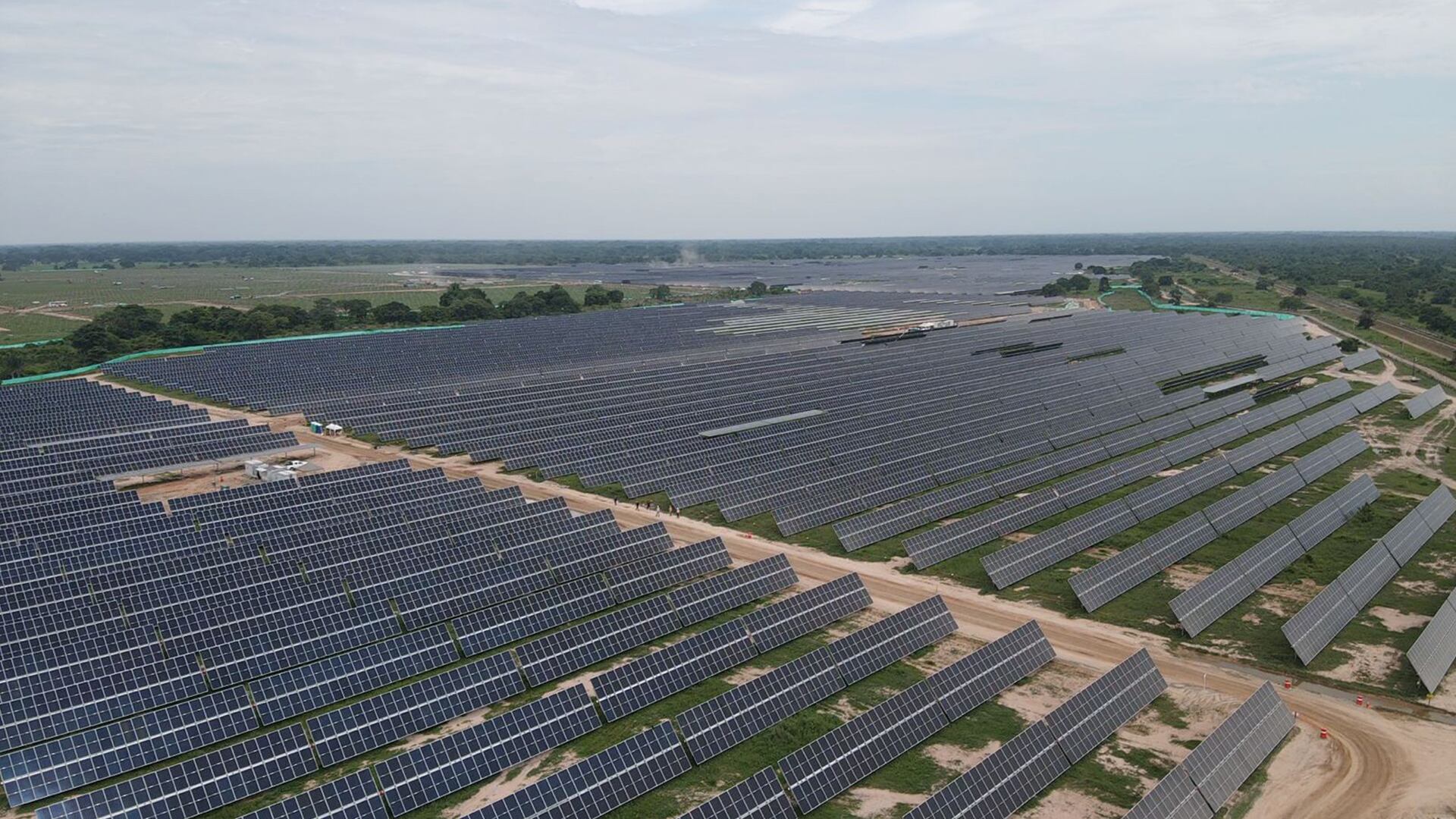 ENEL Colombia avanza en la construcción de nuevos proyectos como el parque solar La Loma, en el departamento del Cesar; Guayepo, en el Atlántico.