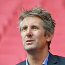 Edwin Van der Sar fue internado por una hemorragia cerebral