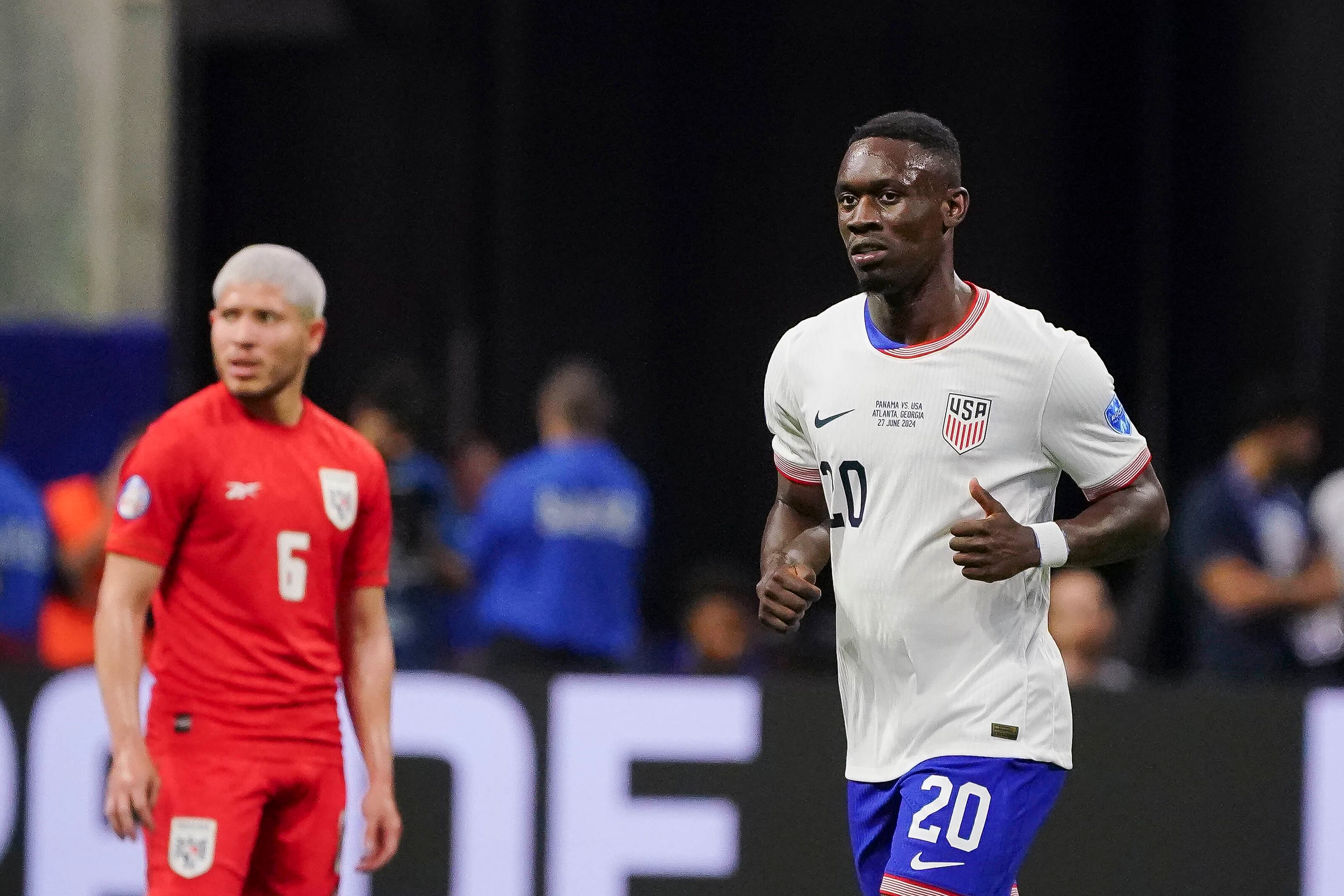 Folarin Balogun, de Estados Unidos, celebra tras marcar el primer gol del equipo durante el partido del grupo C de la CONMEBOL Copa América entre Panamá y Estados Unidos en el Mercedes-Benz Stadium el 27 de junio de 2024 en Atlanta, Georgia.