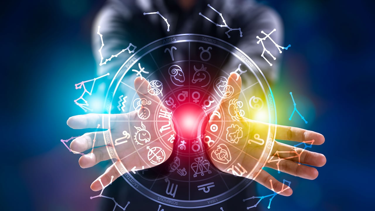La astrología es un tema que ha estado vigente durante siglos.