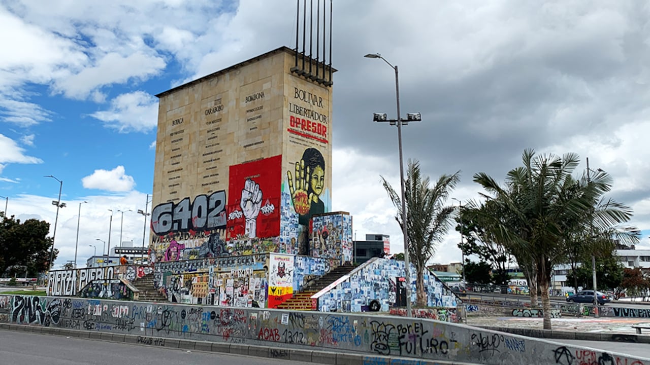 No se contempla adelantar obras de remodelación en el monumento a Los Héroes en el corto plazo, pues por este lugar pasará la primera línea del Metro de Bogotá y dicha estructura será desmontada.