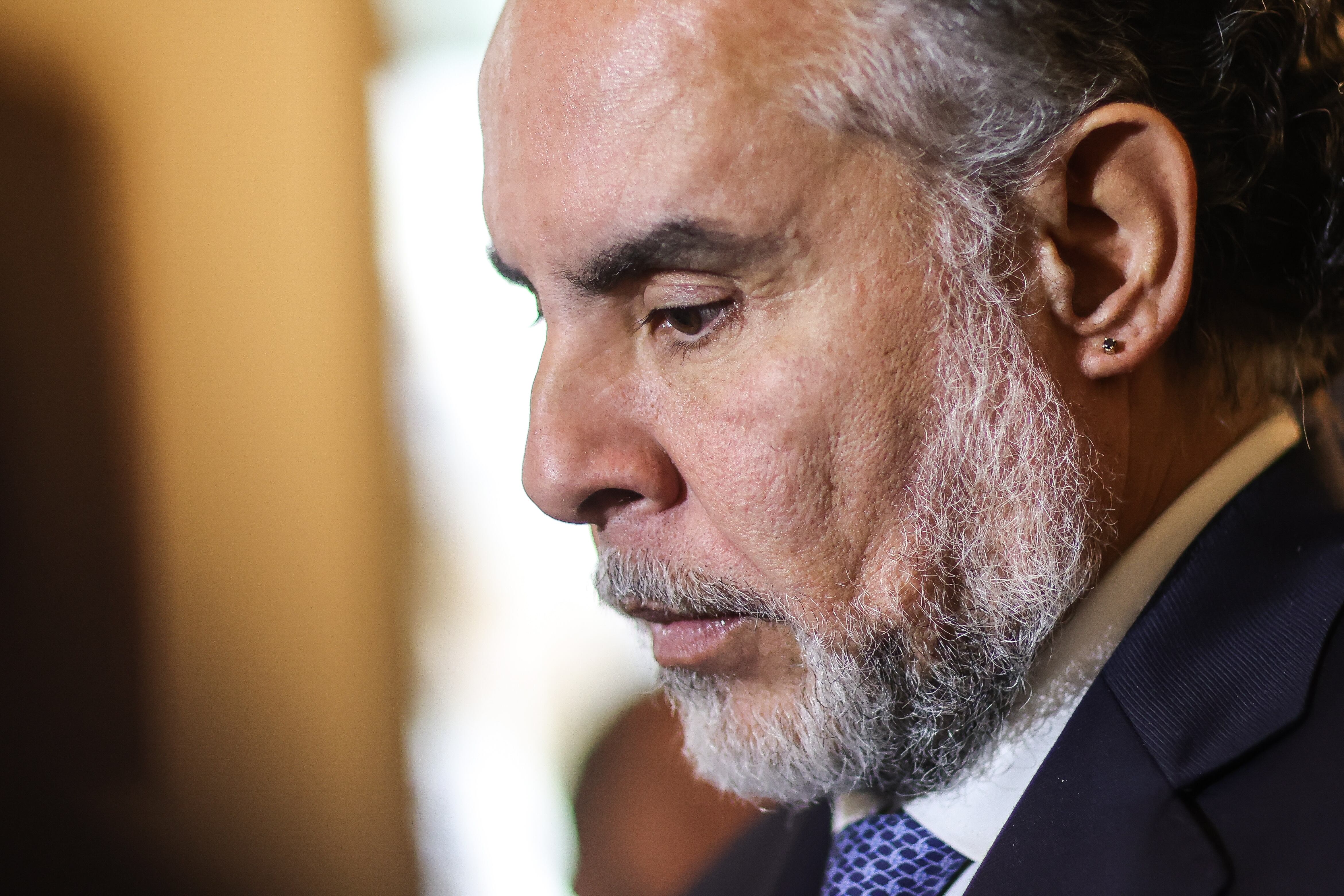 Ministro del interior, Armando Benedetti rueda de prensa en el Senado