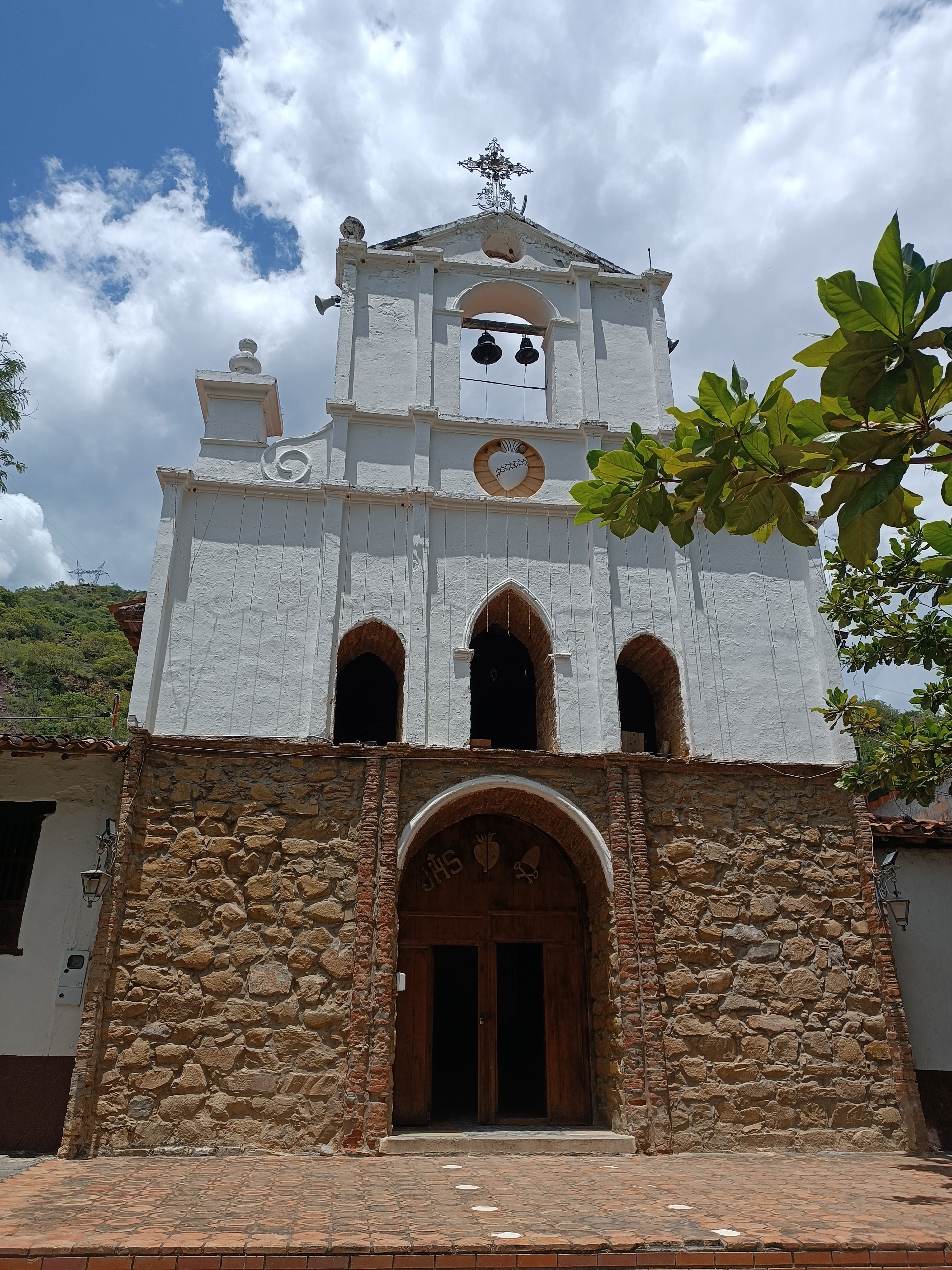Desde hace cuatro años el municipio tiene un sacerdote propio.