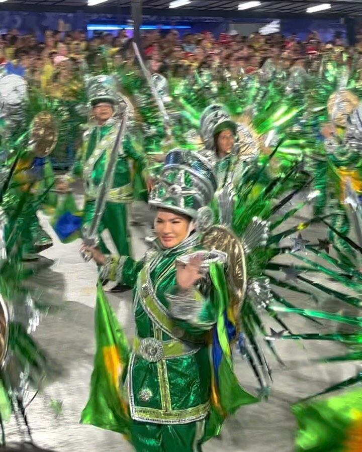 La actriz fue una guerrera garota en el Carnaval de Río. Foto: Instagram @kimberlyreyesh.