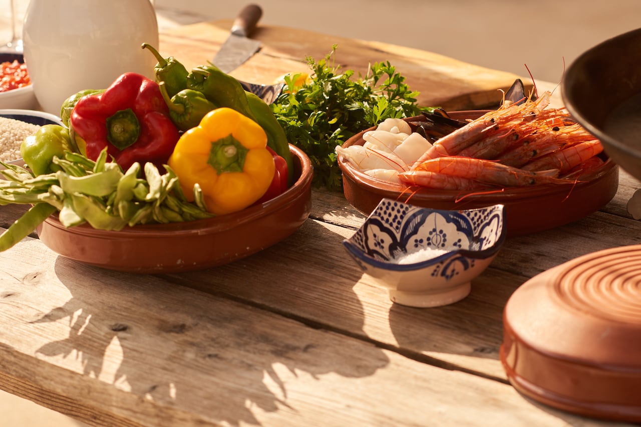 Pescados, mariscos, frutas y verduras, evitan el declive del cerebro, en tanto que azúcares y comida chatarra lo envenenan.