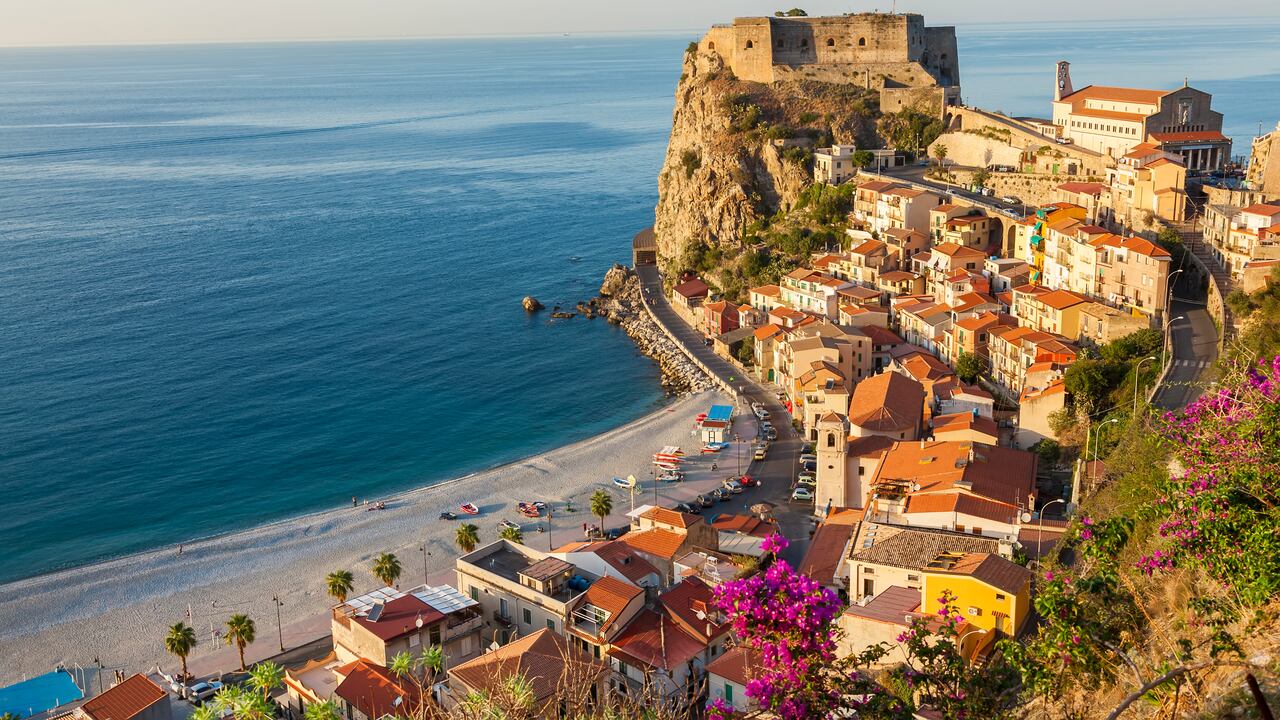 Las autoridades de esta región han realizado una estrategia en la que se asegura están dispuestas a pagar entre US$ 1.000 a US$ 1.200 a personas jóvenes que deseen vivir en sus tierras