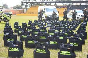 Gobernación del Valle entregó chalecos a la Policía para resguardar seguridad de Jamundí