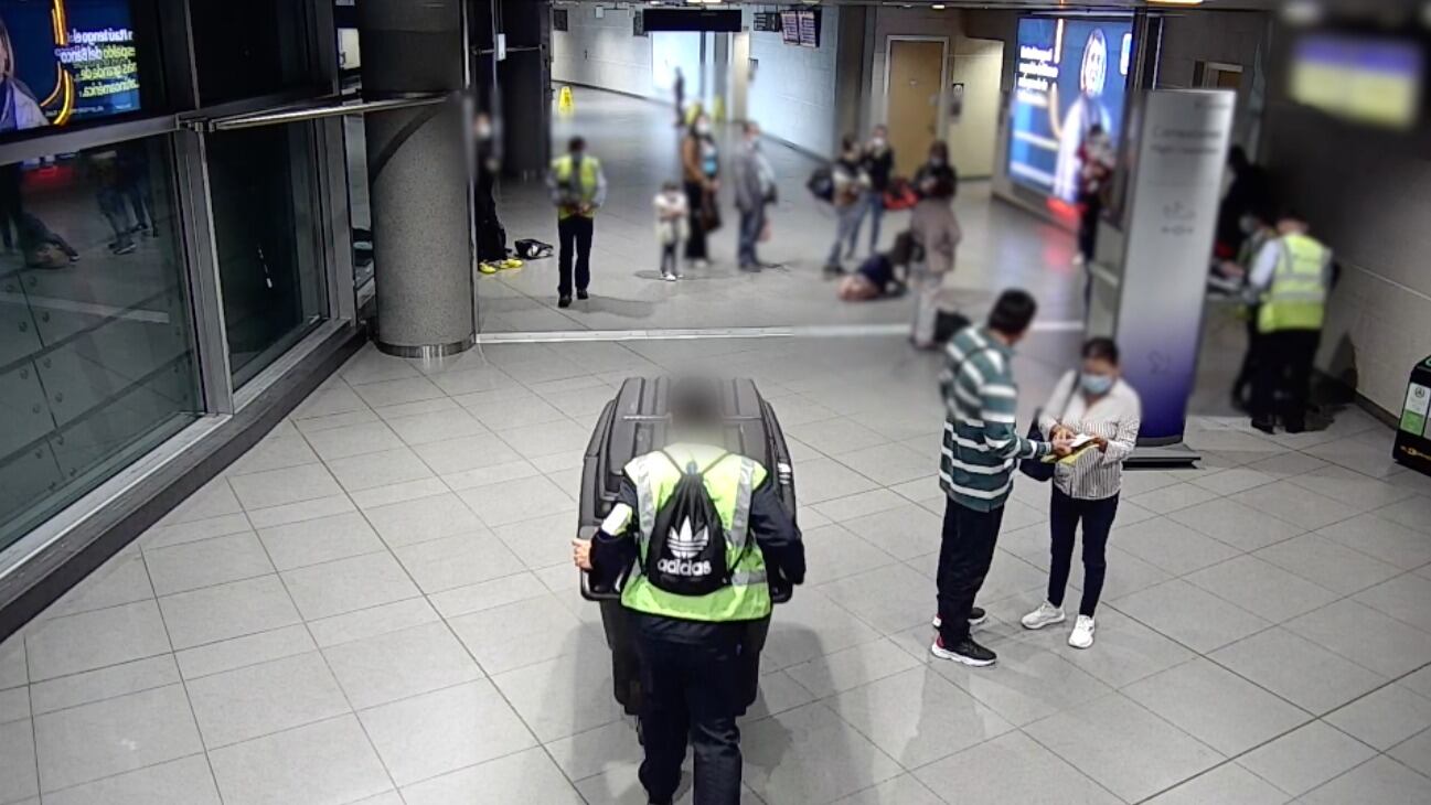 El operador de aseo por su condición de funcionario del aeropuerto tenía acceso a zonas restringidas.