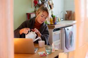 La autoridad sanitaria del país hizo cinco sugerencias para tener en cuenta al momento de comprar medicamentos.