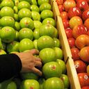 La manzana es considerada como una de las frutas más completas. (Photo by Andrew Wong/Getty Images)