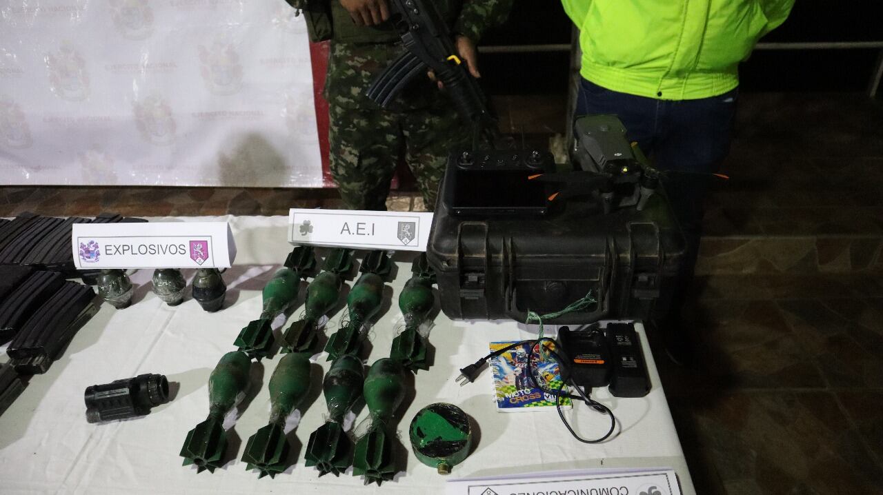 Munición incautada por el Ejército Nacional a la Disidencia Jaime Martínez de las Farc, en Jamundí, Valle del Cauca.