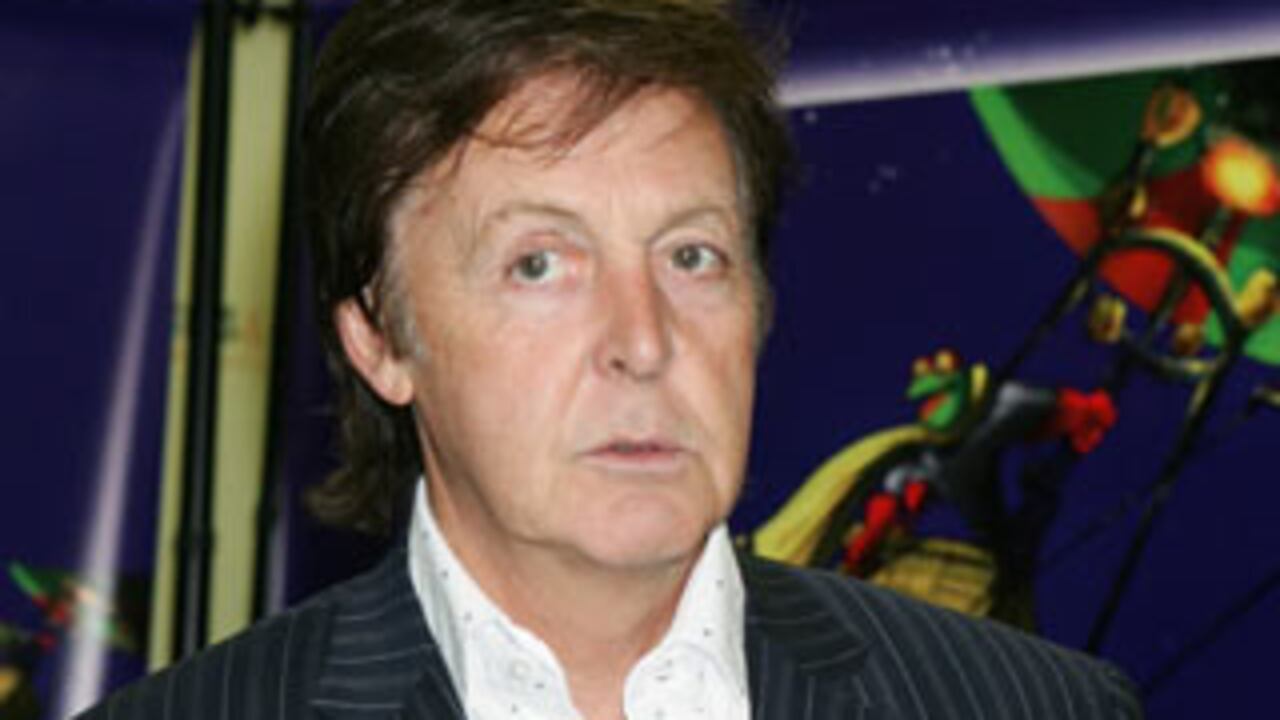El próximo 18 de junio Paul McCartney cumplirá 64 años agobiado por la tristeza