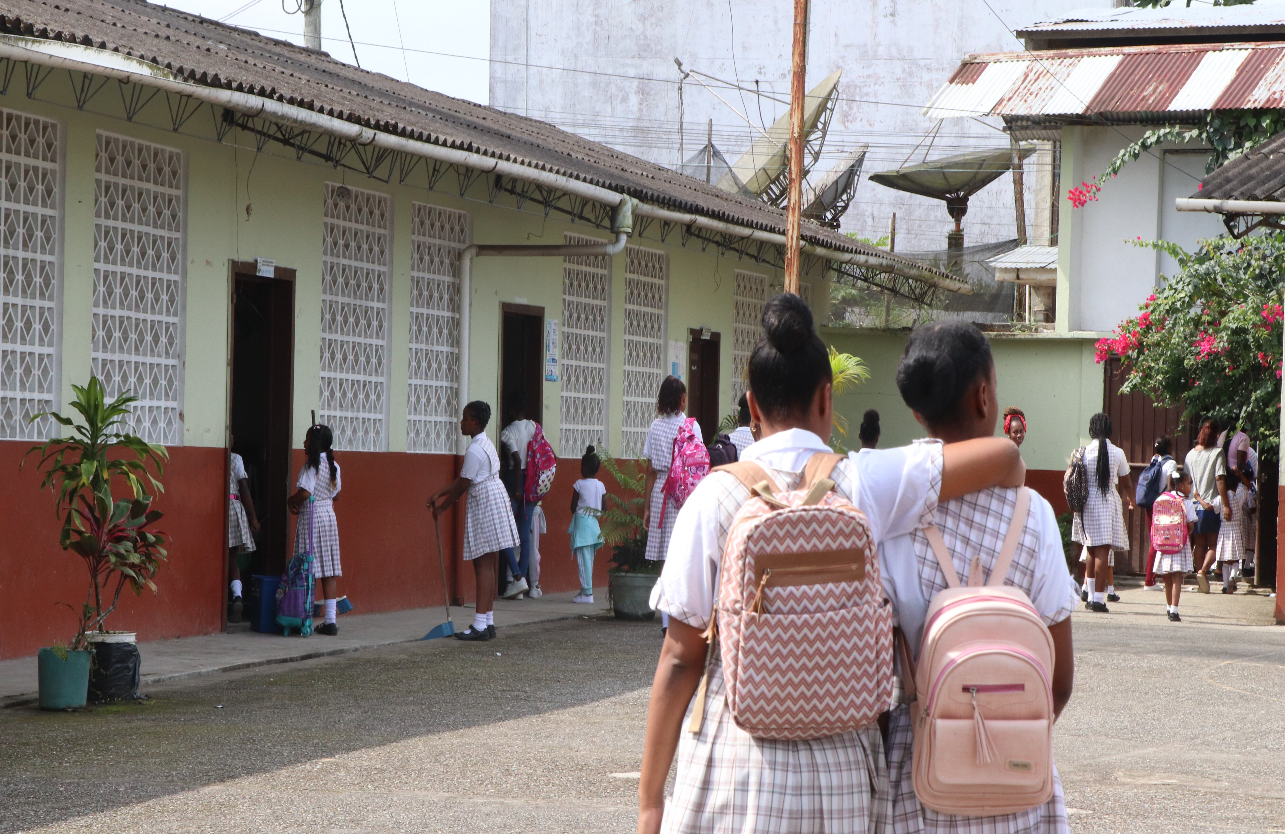 El Charco cuenta con ocho instituciones educativas: cuatro en el casco urbano y cuatro en el área rural.