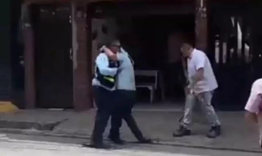 Agresión a guarda de tránsito en Antioquia.