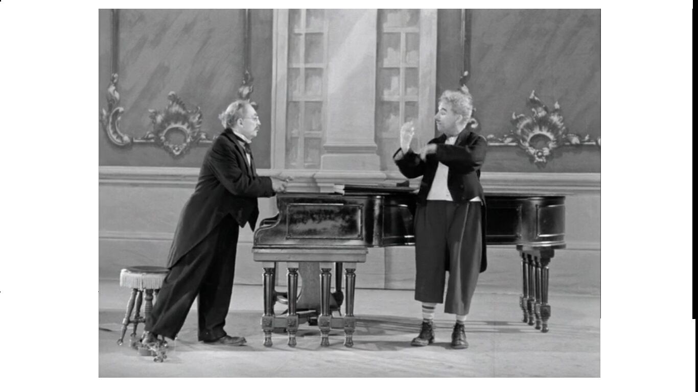 Fotografía de la película "Candelijas" (1952). Crédito: Roy Export SAS. Cortesía de Cine Colombia.