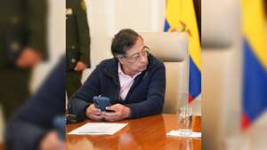 El presidente, Gustavo Petro, en reunión con movimientos campesinos, indígenas y sociales en la Casa de Nariño, en Bogotá