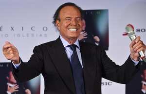 El reconocido cantante español de 78 años, Julio Iglesias.