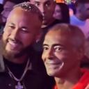 Neymar en la fiesta de cumpleaños de Romario.