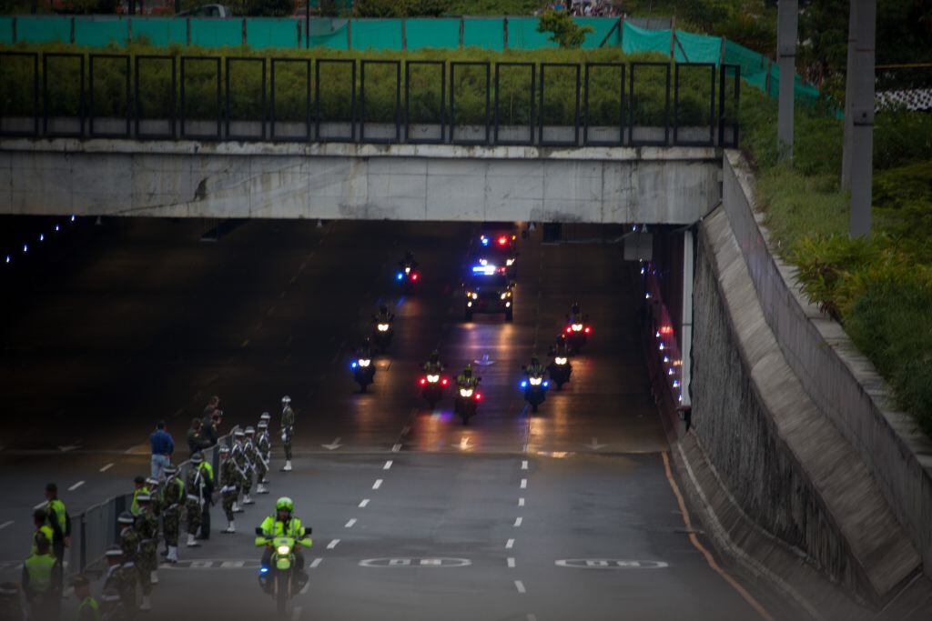 Foto de referencia de una caravana de escoltas en Medellín (Photo by Juancho Torres/Anadolu Agency/Getty Images)