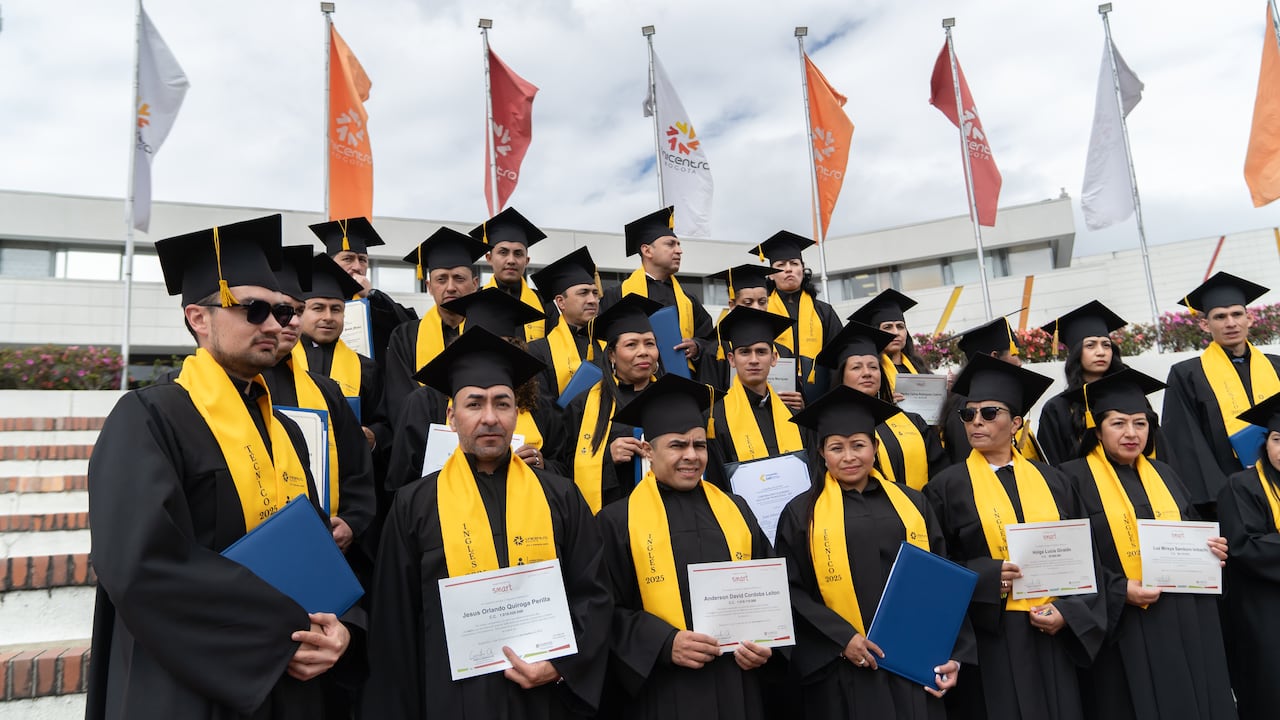 Universidad Unicentro nació en 2021 para apoyar la formación de los colaboradores operativos y administrativos. H