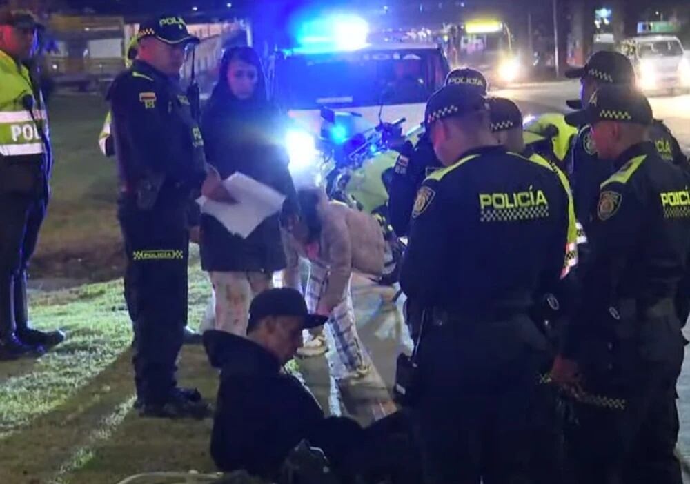 El sujeto, al parecer, utilizaba el carro de su tía para sus cometidos.