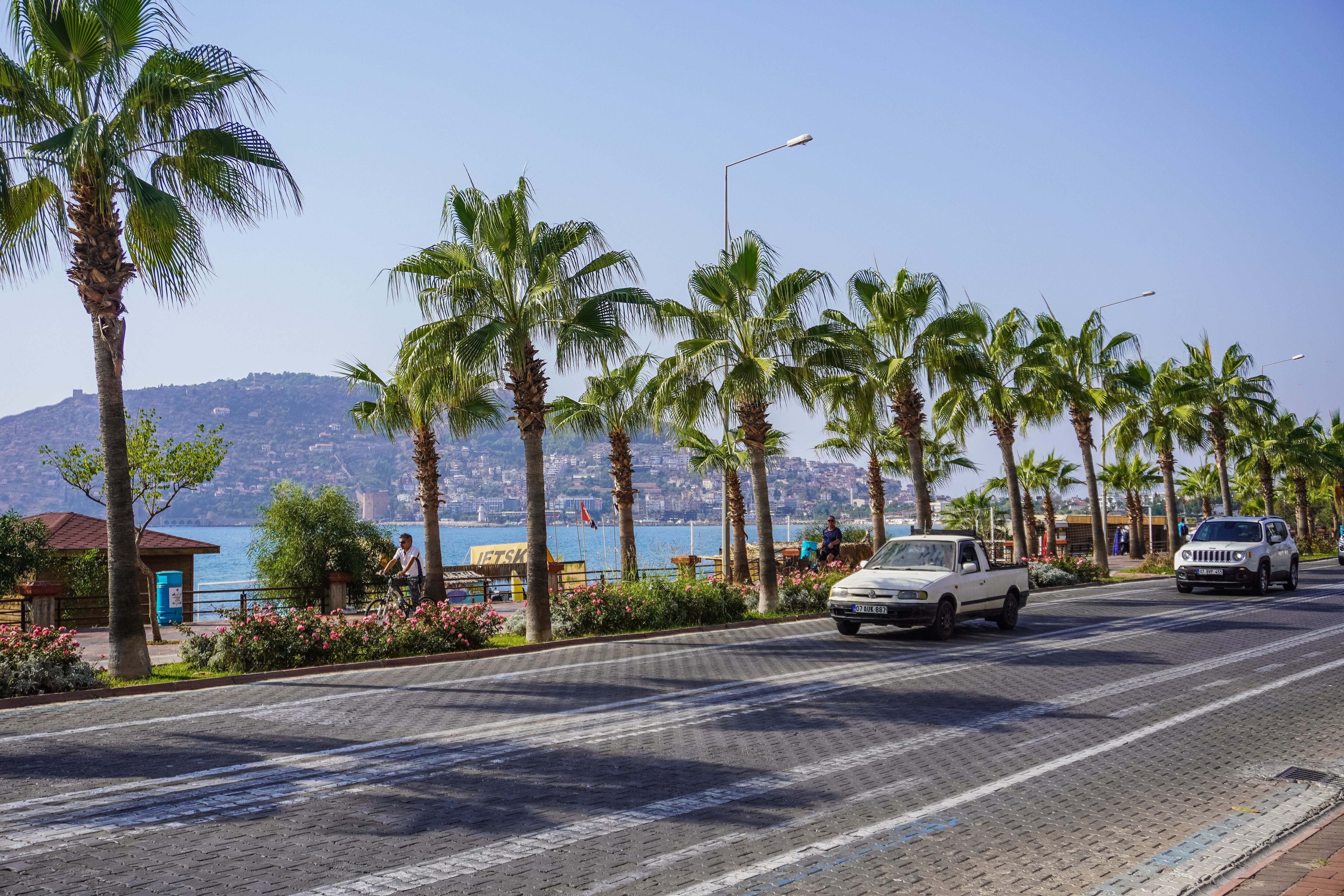 Los vehículos que circulan sobre el nivel del mar tienen un mejor desempeño en su motor.