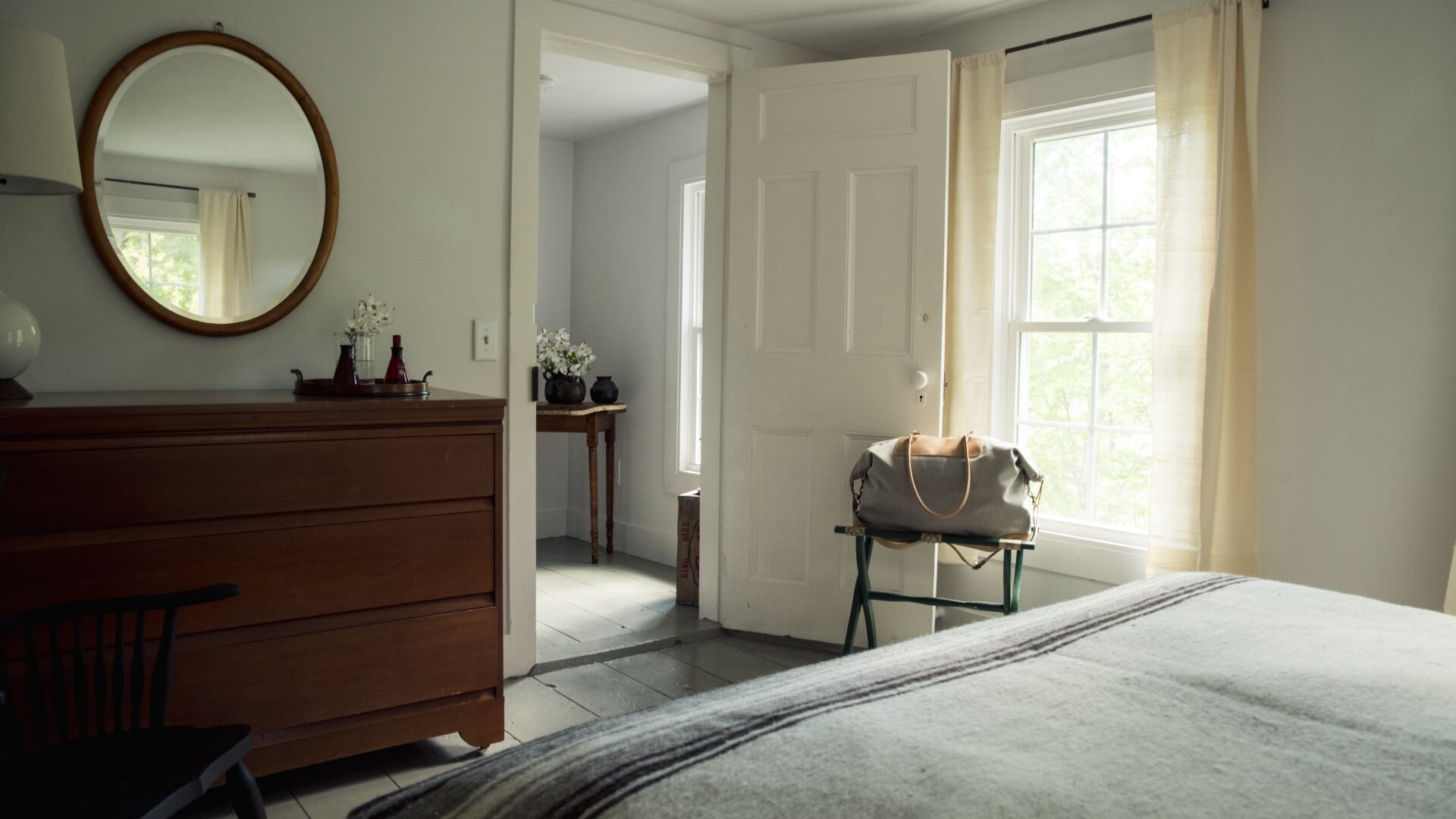 Los espejos son los peores enemigos del feng shui. Foto: Getty images - The Good Brigade.