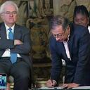 El presidente Gustavo Petro firmó la reforma tributaria