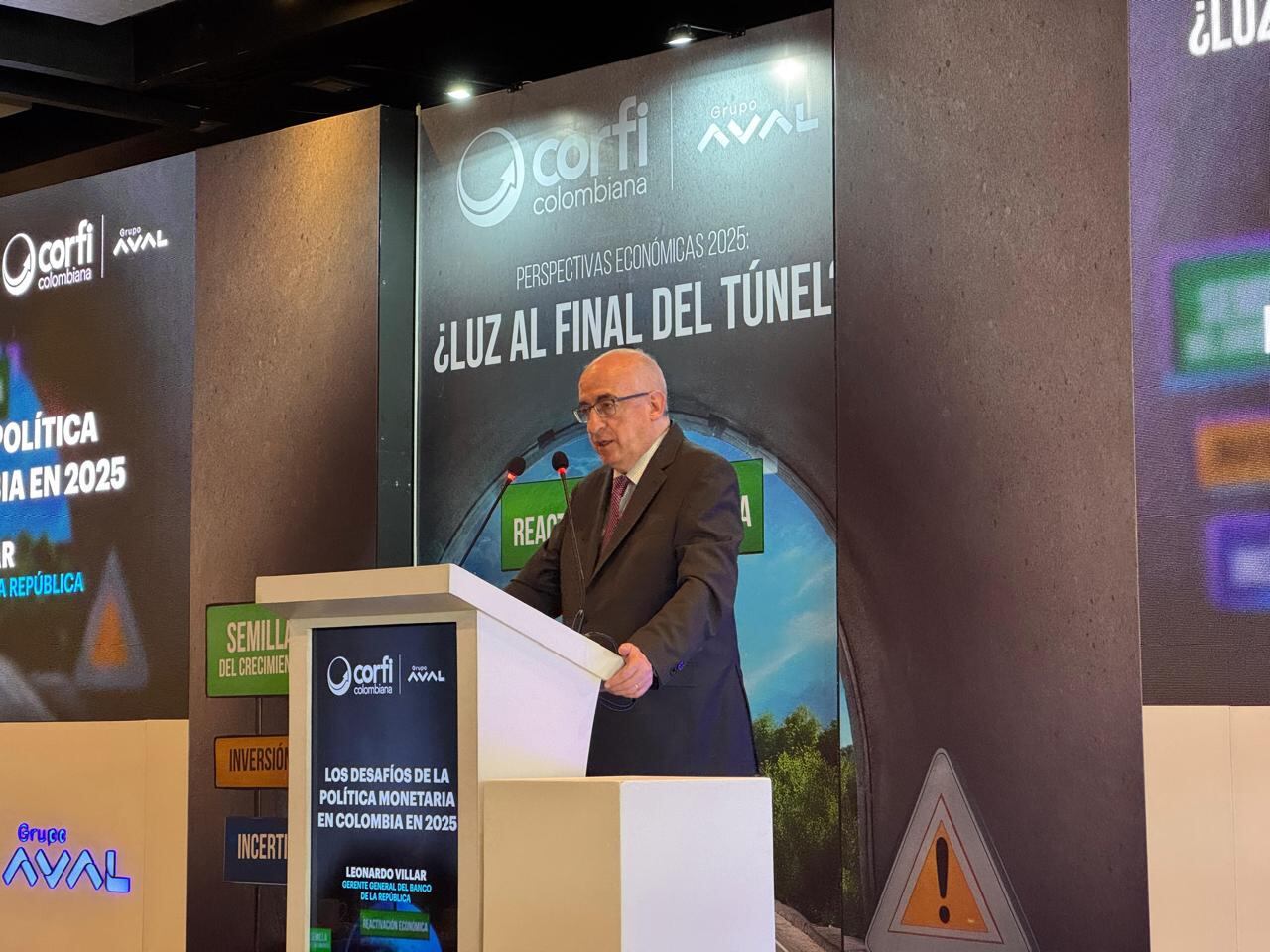Leonardo Villar, gerente del Banco de la República, en evento de perspectivas económicas de Corficolombiana