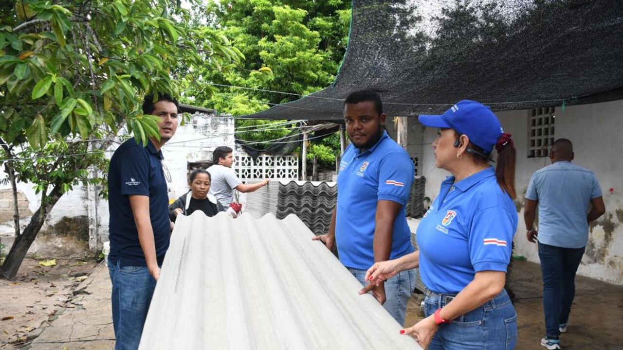 Desde la gobernación del Atlántico llevaron ayudas a los damnificados