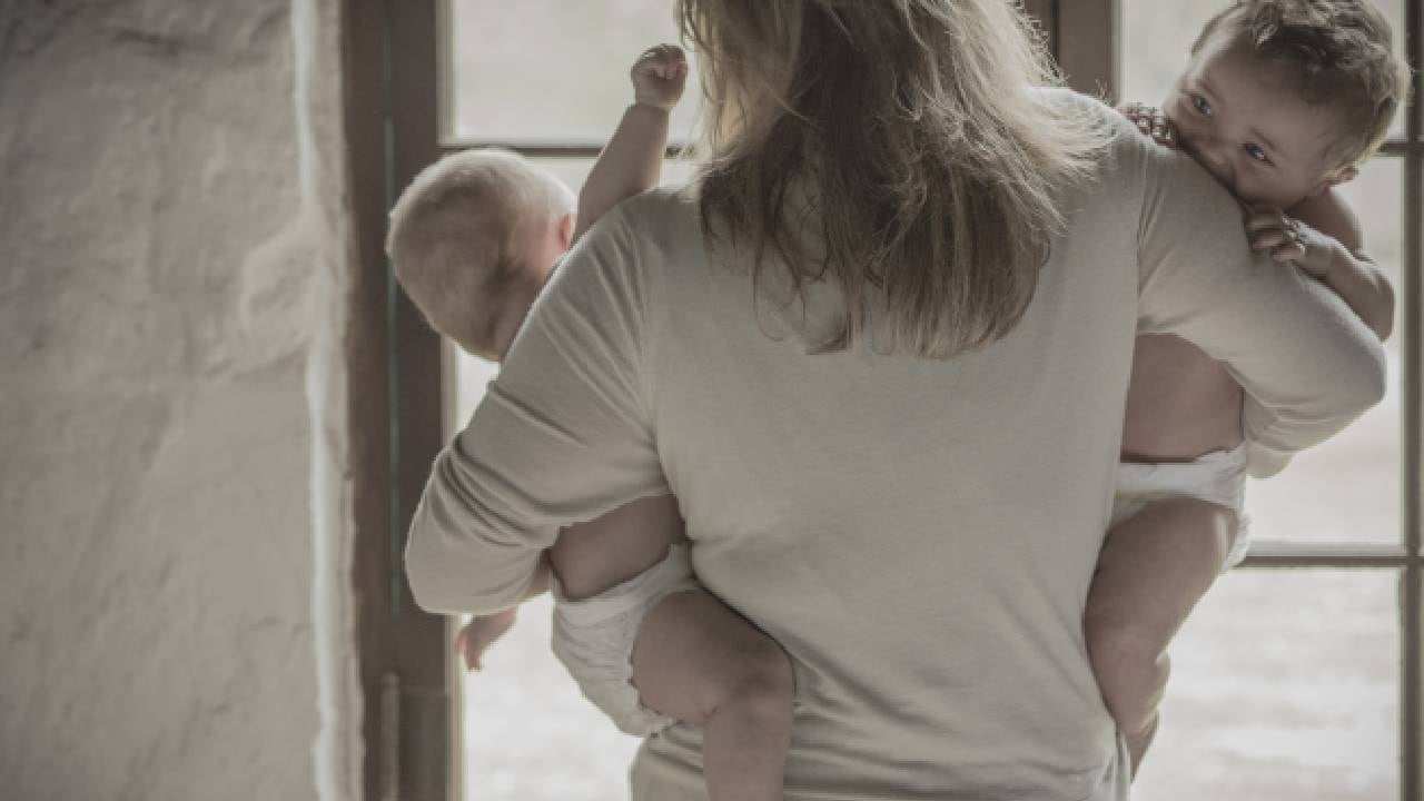 Tuvieron que pasar varios días antes de poner fin a la confusión sobre sus gemelos (imagen de referencia).