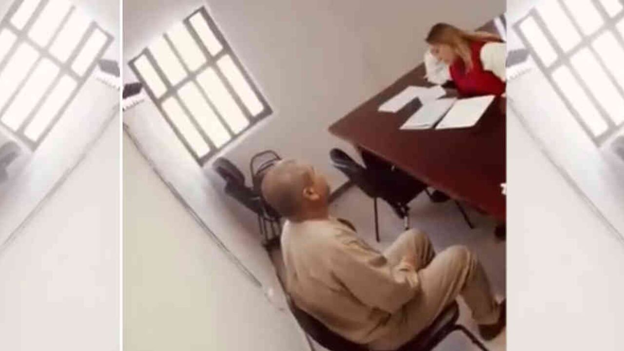 Según contó Ramírez Cano, Guzmán “ es una persona respetuosa, cuida mucho las formas, cordial, amable, muy reservada, pero cuando entablas confianza puedes platicar con él de manera extraordinaria, lo que te permite saber cómo opera su mente”.